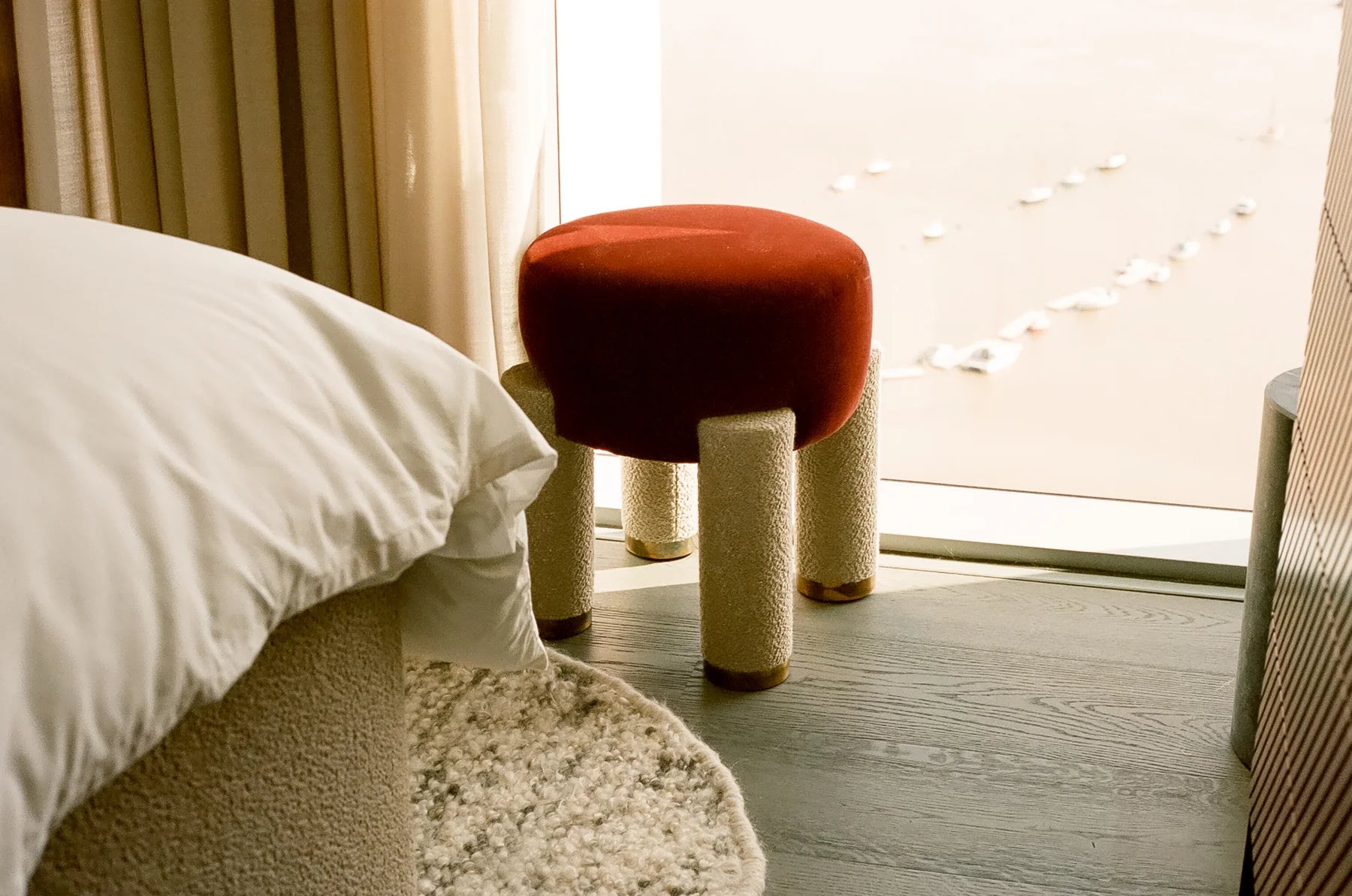 Harmonizing Textures and Materials: A Guide to Designing with Multiple Materials