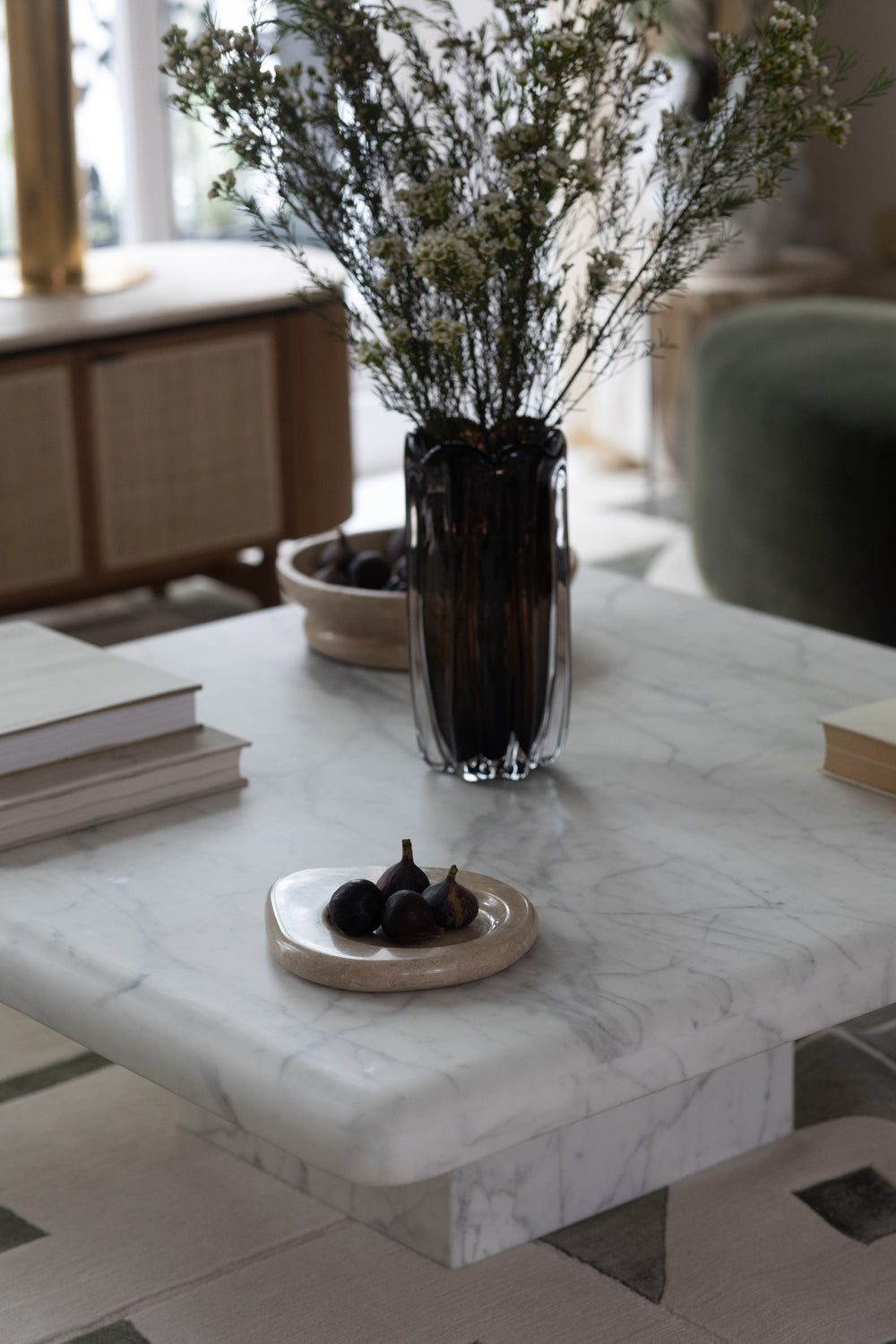 Summer Blossoms: Elevate Your Décor with Timeless Floral Elegance